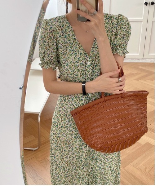 YUGA(ユーガ)の「YUGA_YGMC Korean-style Small floral print chiffon maxi dress(ワンピース・レディース・ライトグリーン/ラベンダー・FREE)」の17枚目の写真