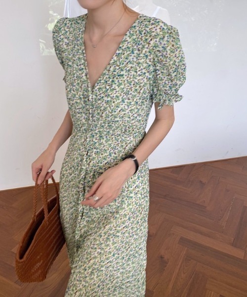 YUGA(ユーガ)の「YUGA_YGMC Korean-style Small floral print chiffon maxi dress(ワンピース・レディース・ライトグリーン/ラベンダー・FREE)」の14枚目の写真