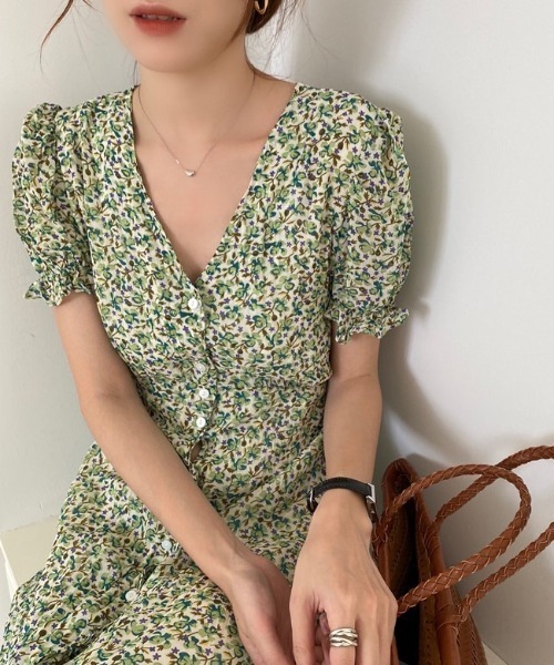 YUGA(ユーガ)の「YUGA_YGMC Korean-style Small floral print chiffon maxi dress(ワンピース・レディース・ライトグリーン/ラベンダー・FREE)」の20枚目の写真