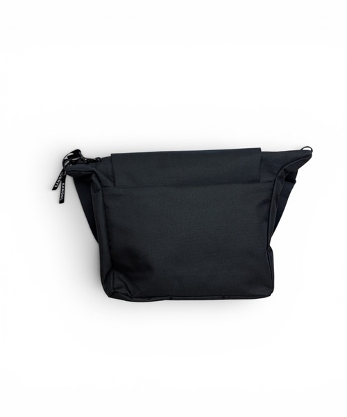 CHELSEA New York(チェルシーニューヨーク)の「KANGOL SMART MAG FLAP SD(ボディバッグ/ウエストポーチ・メンズ・チャコールグレー/ベージュ/ブラック/ブラック×ホワイト・FREE)」の7枚目の写真