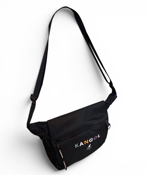 CHELSEA New York(チェルシーニューヨーク)の「KANGOL SMART MAG FLAP SD(ボディバッグ/ウエストポーチ・メンズ・チャコールグレー/ベージュ/ブラック/ブラック×ホワイト・FREE)」の5枚目の写真