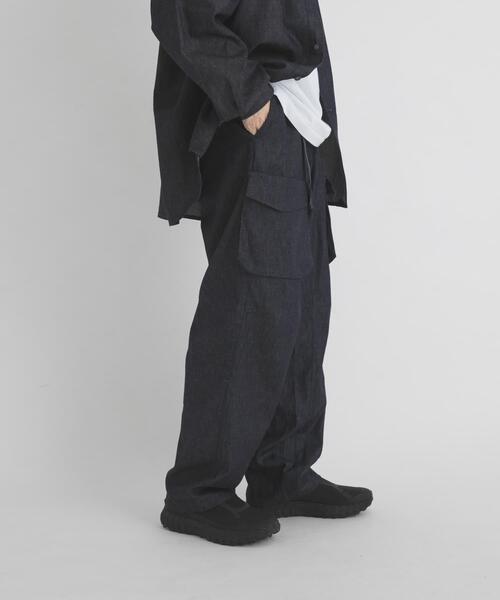 WHITE MOUNTAINEERING(ホワイトマウンテニアリング)の「『別注』White Mountaineering×EKAL BIKER PANTS(デニムパンツ・メンズ・ブルー・3/2)」の9枚目の写真