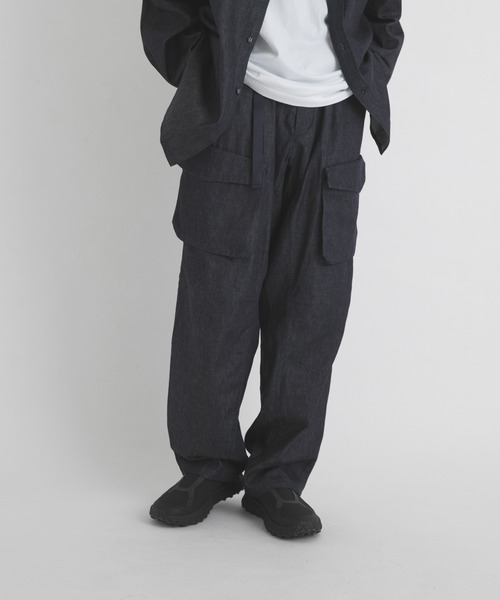WHITE MOUNTAINEERING(ホワイトマウンテニアリング)の「『別注』White Mountaineering×EKAL BIKER PANTS(デニムパンツ・メンズ・ブルー・3/2)」の8枚目の写真