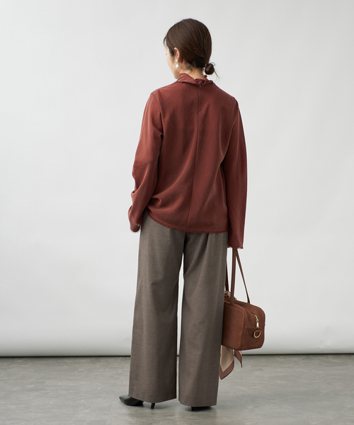 VERMEIL par iena(ヴェルメイユパーイエナ)の「Bias High-Neck ブラウス(シャツ/ブラウス・レディース・ボルドー/ブラック/ホワイト・FREE)」の18枚目の写真