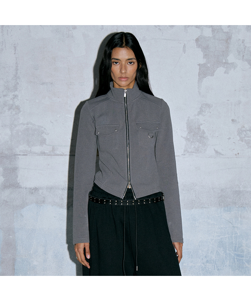 WAARFORWOMAN(ワール・フォー・ウーマン)の「WT-50 ツーポケットジップアップ(2colors)(その他トップス・レディース・チャコールグレー/ブラック・FREE)」の1枚目の写真