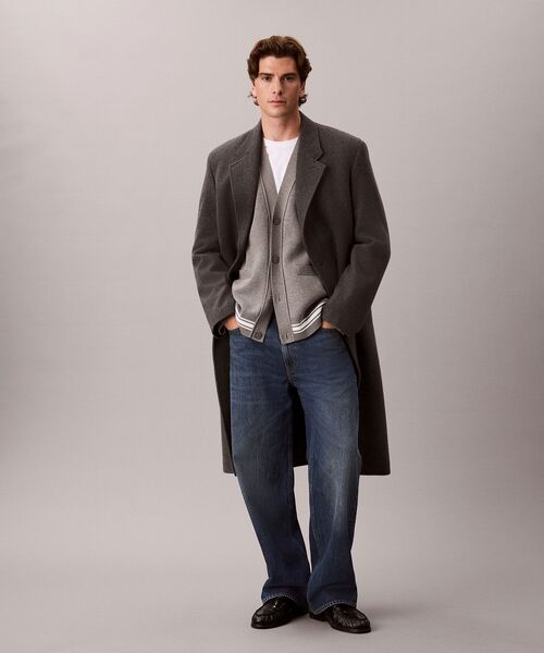 Calvin Klein(カルバン・クライン)の「ニット - バーシティカーディガンセーター(カーディガン/ボレロ・メンズ・グレー/ブラック・L/S/M)」の13枚目の写真