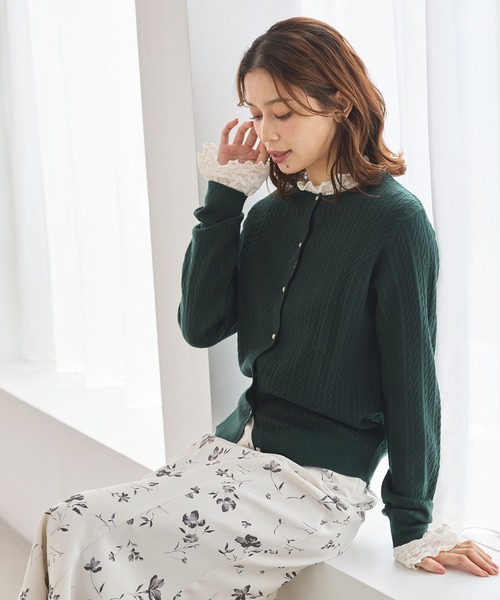 Honeys(ハニーズ)の「レースハイネックトップス(Tシャツ/カットソー・レディース・グレイッシュブルー/ブラック/アイボリー・3L/L/LL/M/S)」の5枚目の写真