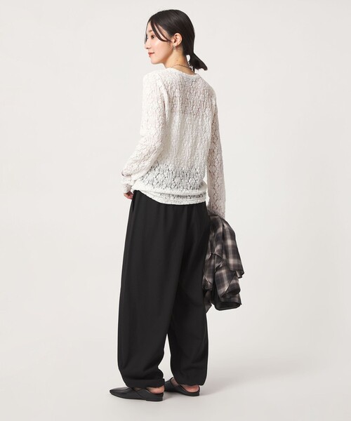 green label relaxing(グリーンレーベルリラクシング)の「【WEB限定】<at ease>レース プルオーバー カットソー(Tシャツ/カットソー・レディース・ホワイト/ブラック・FREE)」の7枚目の写真
