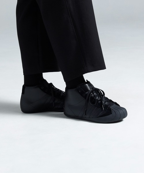 Y-3(ワイスリー)の「Y-3 PRO MODEL 3G(スニーカー・メンズ・ブラック系・27.0cm/27.5cm/28.0cm/28.5cm/29.0cm/29.5cm/24.0cm/24.5cm/25.0cm/25.5cm/26.0cm/26.5cm/22.5cm/23.0cm/23.5cm)」の1枚目の写真