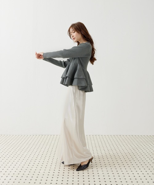 en CAnAF（エンカナフ）の「【スタイルアップ/華やか見え】ペプラムニットカーディガン（カーディガン/ボレロ・レディース・ブラウン/グレー/ブラック/アイボリー・フリー）」の9枚目の写真