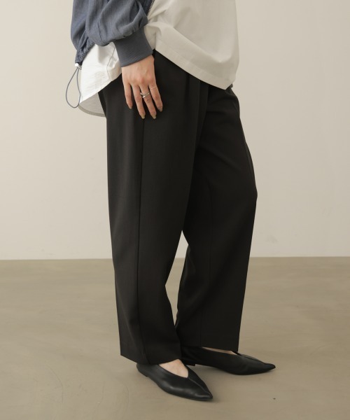 Bou Jeloud(ブージュルード)の「SLIM UP+タックパンツ(スラックス・レディース・グレー/ブラック・40/38)」の11枚目の写真