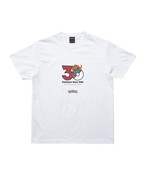 ZOZOSPOT(ゾゾスポット)の「Pokemon 30th Anniversary 1025 T-shirt 「クサイハナ」(Tシャツ/カットソー・レディース・ホワイト・SMALL/MEDIUM/LARGE/130cm/140cm/150cm/160cm/X-LARGE/XX-LARGE/XXX-LARGE/100cm/110cm/120cm)」の1枚目の写真