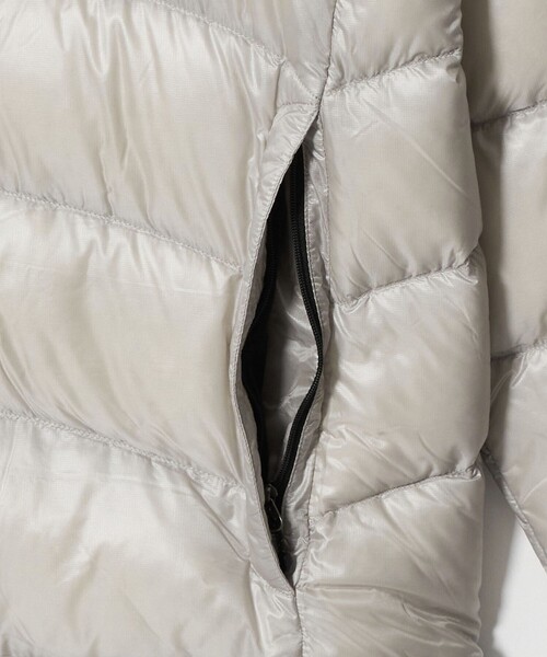THE NORTH FACE(ザノースフェイス)の「<THE NORTH FACE>ジップインジップ アコンカグア ダウンジャケット(ダウンジャケット/コート・レディース・ブラック/ナチュラル・M/S)」の7枚目の写真