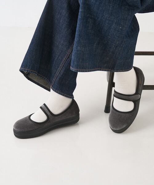 ALBEROLA（アルベローラ）の「【WEB限定】【ALBEROLA】一部別注 ベルベットメリージェーン（その他シューズ・レディース・ブラック/ブラウン/チャコールグレー・38/37/36）」の5枚目の写真