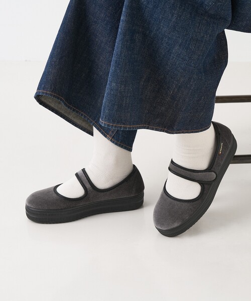 ALBEROLA（アルベローラ）の「【WEB限定】【ALBEROLA】一部別注 ベルベットメリージェーン（その他シューズ・レディース・ブラック/ブラウン/チャコールグレー・38/37/36）」の6枚目の写真