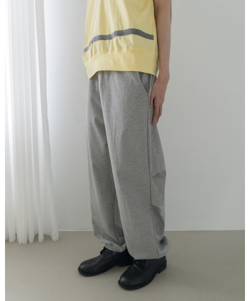 SILENTSYLLABLE（サイレント シラブル）の「Volume jogger pants / Melange gray（スウェットパンツ・メンズ・その他・0/1）」の4枚目の写真