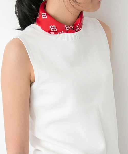 RODE SKO（ロデスコ）の「RODE SKO バンダナ柄スカーフ（バンダナ/スカーフ・レディース・ホワイト/レッド/ネイビー/グリーン/ブラウン/ボルドー/グレー・FREE）」の12枚目の写真