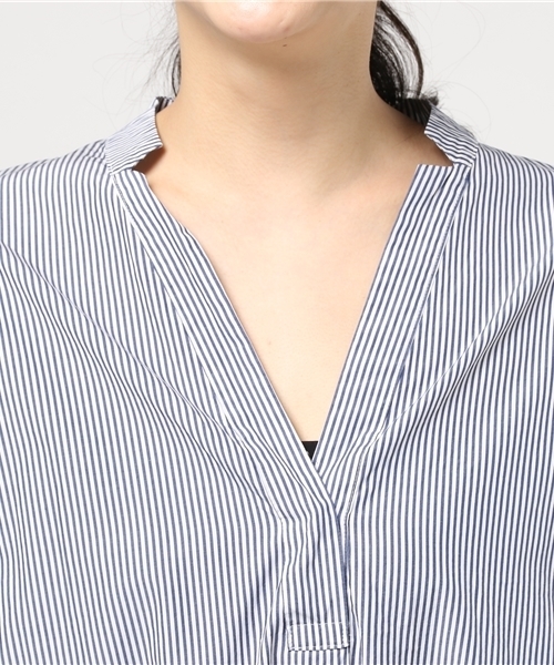 PAPILLONNER（パピヨネ）の「ストライプシャツ（シャツ/ブラウス・レディース・オフホワイト/ネイビー・FREE）」の6枚目の写真