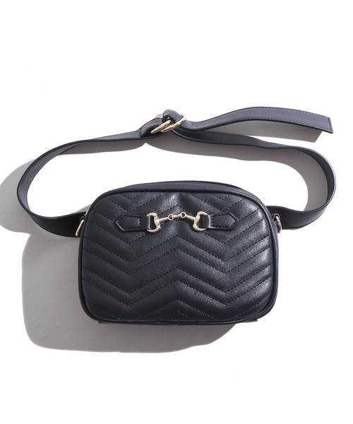 WEGO（ウィゴー）の「WEGO/2WAYキルティングヒップバッグ（ボディバッグ/ウエストポーチ・レディース・ブラック/シルバー・FREE）」の5枚目の写真