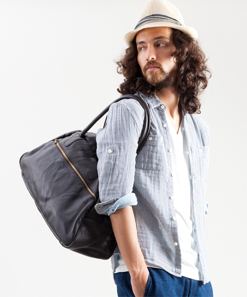 NANO universe（ナノユニバース）の「COW LEATHER SLIM（ボストン