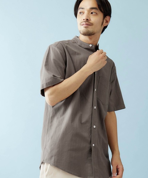 MONO-MART(モノマート)の「バンドカラー ハイストレッチ オックスフォード シャツ(1/2 sleeve)(シャツ/ブラウス・メンズ・オフホワイト/ブラック/グレー/ベージュ/オリーブドラブ/ブルー/ネイビー/サックスブルー・M/L/XL)」の5枚目の写真