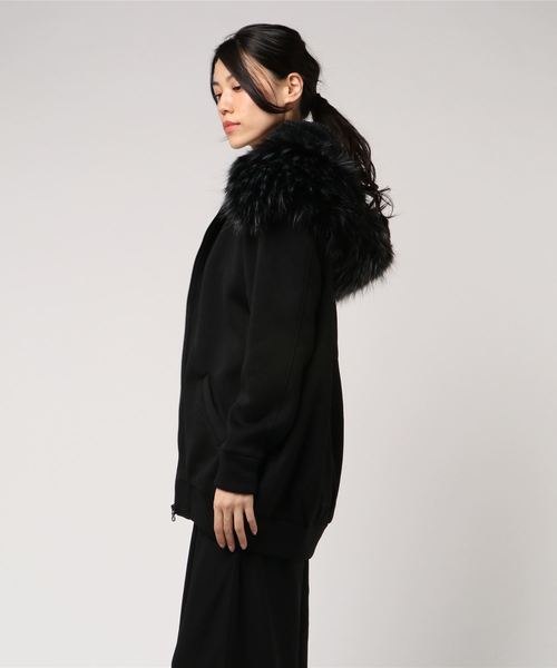 ROGER AND RAW(ロジャーアンドロウ)の「Roger&Raw/MIX起毛ファージャケット フードファーパーカー(パーカー・レディース・グレー/ブラック×カーキ/ブラック・M)」の4枚目の写真
