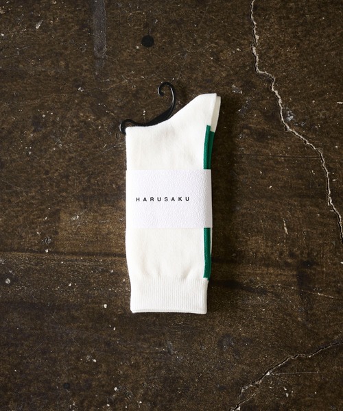 HARUSAKU（ハルサク）の「HARUSAKU / SIngle Back LIne Socks:ハルサク メンズシングル バックライン ソックス（ソックス/靴下・メンズ・ブラック/ブラウン/オフホワイト/ブルー/ライトグリーン/ホワイト系その他/ブラウン系その他/チャコールグレー/レッド/イエロー系その他/ネイビー/ライトグレー/ダークグレー/アッシュグレー/イエロー/ピンク/サックスブルー/ピンク系その他/オレンジ/ブラック×グレー/ホワイト系その他2/ブラック系その他・M/L/S）」の4枚目の写真