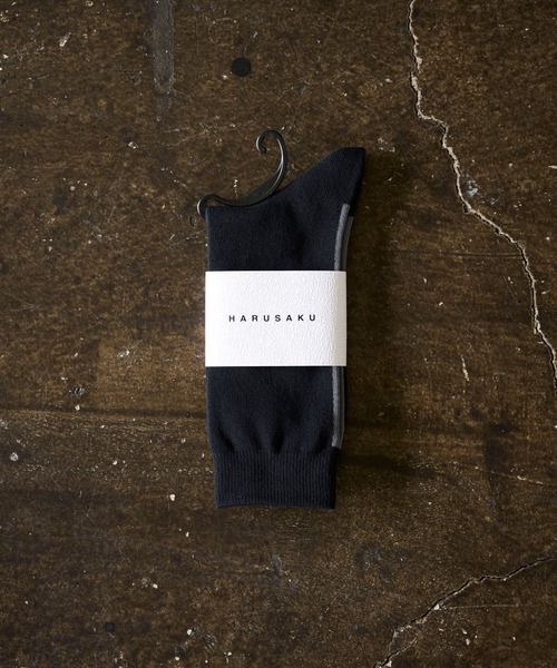 HARUSAKU（ハルサク）の「HARUSAKU / SIngle Back LIne Socks:ハルサク メンズシングル バックライン ソックス（ソックス/靴下・メンズ・ブラック/ブラウン/オフホワイト/ブルー/ライトグリーン/ホワイト系その他/ブラウン系その他/チャコールグレー/レッド/イエロー系その他/ネイビー/ライトグレー/ダークグレー/アッシュグレー/イエロー/ピンク/サックスブルー/ピンク系その他/オレンジ/ブラック×グレー/ホワイト系その他2/ブラック系その他・M/L/S）」の5枚目の写真