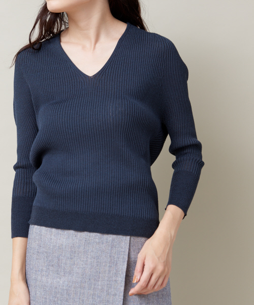 qualite（カリテ）の「リネンコットンドレープニット（ニット/セーター・レディース・ホワイト/ダークグリーン/ベージュ/ライム・フリー）」の10枚目の写真