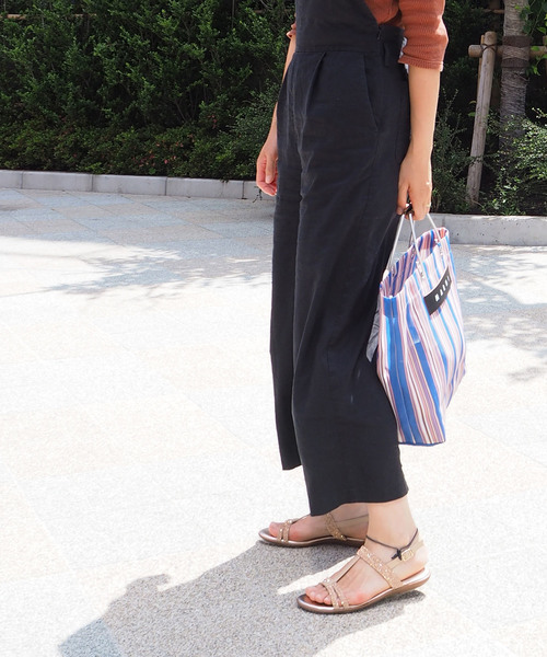 cava cava（サヴァサヴァ）の「<cavacava (サヴァサヴァ) >ラインストーンサンダル（サンダル・レディース・ベージュ/ライトグレー/ブラック/ホワイト・L/LL/S/M）」の4枚目の写真