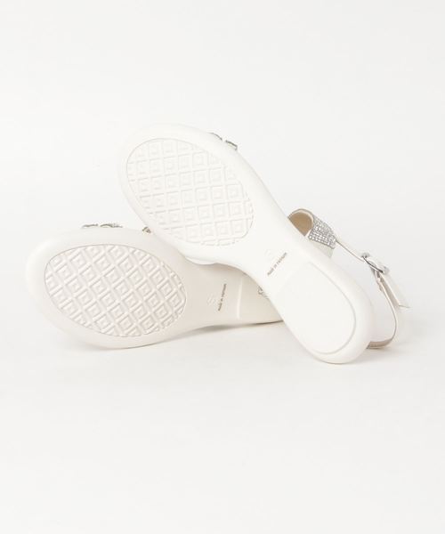 cava cava（サヴァサヴァ）の「<cavacava (サヴァサヴァ) >ラインストーンサンダル（サンダル・レディース・ベージュ/ライトグレー/ブラック/ホワイト・L/LL/S/M）」の6枚目の写真