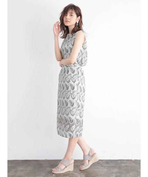 YECCA VECCA（イェッカヴェッカ）の「リーフレースノースリーブブラウス ●（シャツ/ブラウス・レディース・レッド/オフホワイト/グレー・FREE）」の17枚目の写真