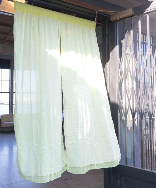 チャイハネ(チャイハネ)の「【チャイハネ】ガーゼのれん(インテリア雑貨・レディース・ブラウン/ブルー/グリーン/ホワイト/ターコイズブルー/オレンジ・FREE)」の1枚目の写真