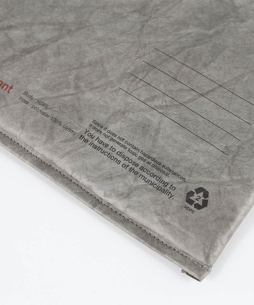 DULTON(ダルトン)の「PADDED ENVELOPE BAG FOR "15 INCH LAPTOP"/PCケース 15インチ(PC・タブレットケース・メンズ・その他/グレー/ホワイト・FREE)」の13枚目の写真