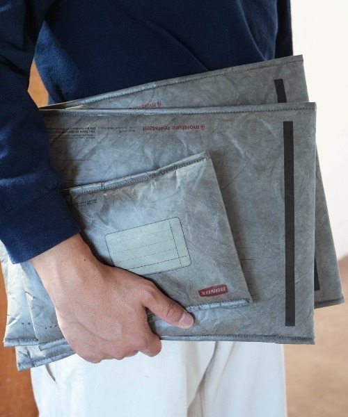 DULTON(ダルトン)の「PADDED ENVELOPE BAG FOR "15 INCH LAPTOP"/PCケース 15インチ(PC・タブレットケース・メンズ・その他/グレー/ホワイト・FREE)」の21枚目の写真