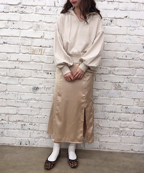 one after another NICE CLAUP（ワンアフターアナザーナイスクラップ）の「フード付きピグメントパーカー（パーカー・レディース・オフホワイト/ブラウン/ベージュ/カーキ・FREE）」の11枚目の写真