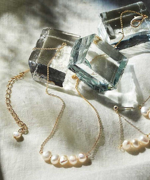 IEDIT（イディット）の「ＩＥＤＩＴ　やわらかな輝き　淡水パールネックレス〈アイボリー〉（ネックレス・レディース・アイボリー・ONE SIZE）」の2枚目の写真