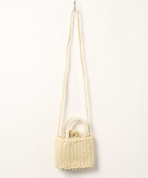 natural couture(ナチュラルクチュール)の「パールかごバッグ(ショルダーバッグ・レディース・ベージュ/アイボリー・FREE)」の3枚目の写真