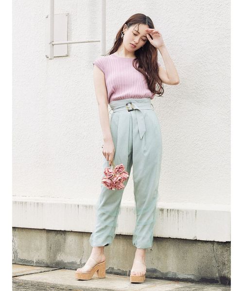 dazzlin（ダズリン）の「ワイドリブショートベスト（ニット/セーター・レディース・グリーン/オフホワイト/ベージュ/パープル・FREE）」の18枚目の写真