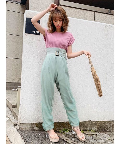 dazzlin（ダズリン）の「ワイドリブショートベスト（ニット/セーター・レディース・グリーン/オフホワイト/ベージュ/パープル・FREE）」の8枚目の写真