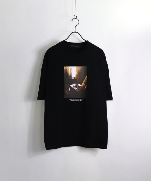 Confirm(コンファーム)の「Confirm / コンファーム roomフォトプリントTシャツ(Tシャツ/カットソー・メンズ・ホワイト/ブラック/ベージュ・M/L)」の18枚目の写真