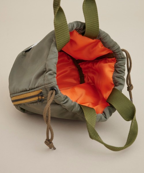 JANESMITH(ジェーンスミス)の「【JANE SMITH(ジェーンスミス)】巾着バッグ 20WBG-#941L(ハンドバッグ・レディース・ブラック/ベージュ/カーキ・FREE)」の5枚目の写真