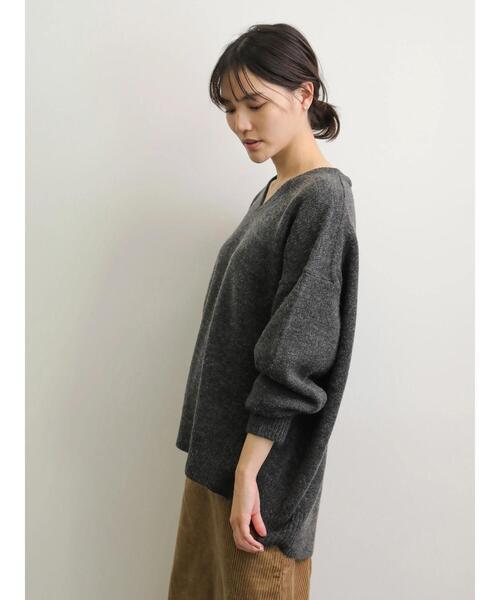 AMERICAN HOLIC（アメリカンホリック）の「Vネックバックスリットニットプルオーバー ○＊（ニット/セーター・レディース・ブラウン/イエロー/アイボリー/ミント/ラベンダー/グレー系その他2・M/L）」の16枚目の写真