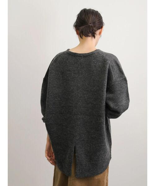 AMERICAN HOLIC（アメリカンホリック）の「Vネックバックスリットニットプルオーバー ○＊（ニット/セーター・レディース・ブラウン/イエロー/アイボリー/ミント/ラベンダー/グレー系その他2・M/L）」の17枚目の写真