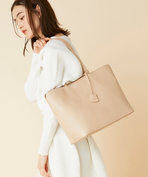 TREASURE TOPKAPI(トレジャートプカピ)の「【TREASURE TOPKAPI/トプカピ トレジャー】フロントステッチ レザー レディース A4トートバッグ(トートバッグ・レディース・クリーム/ブラック/グレイッシュベージュ/ベージュ/ブラウン・FREE)」の3枚目の写真