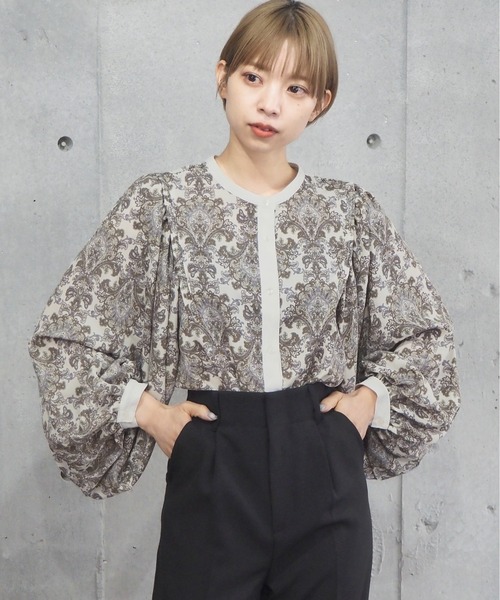 tiptop(ティップトップ)の「ボリュームショルダー2wayブラウス(シャツ/ブラウス・レディース・オフホワイト/ブルー/グリーン/スミクロ/A/B/ブラック系その他/ホワイト系その他・FREE)」の7枚目の写真