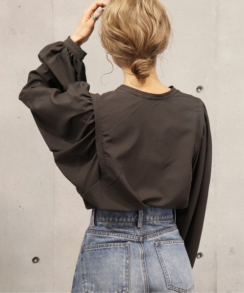 tiptop(ティップトップ)の「ボリュームショルダー2wayブラウス(シャツ/ブラウス・レディース・オフホワイト/ブルー/グリーン/スミクロ/A/B/ブラック系その他/ホワイト系その他・FREE)」の22枚目の写真