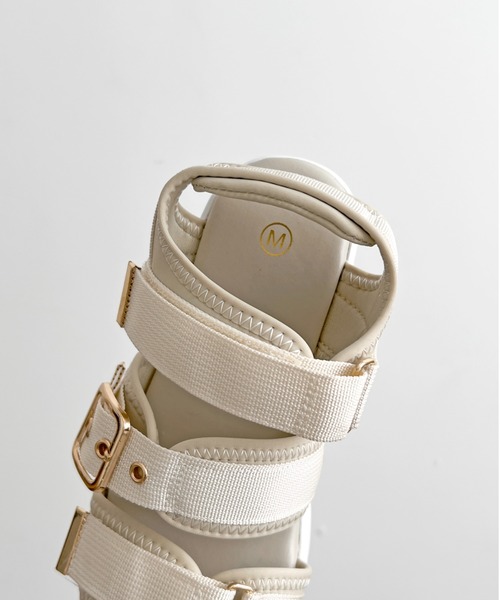 Shoes in Closet（シューズインクローゼット）の「超軽量厚底 ゴールド