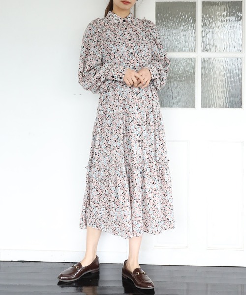 one after another NICE CLAUP(ワンアフターアナザーナイスクラップ)の「ティアードロングシャツワンピース(ワンピース・レディース・ベージュ/オフホワイト/ブラック系その他/パープル系その他・FREE)」の3枚目の写真