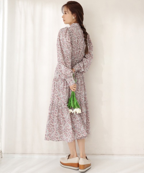one after another NICE CLAUP(ワンアフターアナザーナイスクラップ)の「ティアードロングシャツワンピース(ワンピース・レディース・ベージュ/オフホワイト/ブラック系その他/パープル系その他・FREE)」の16枚目の写真